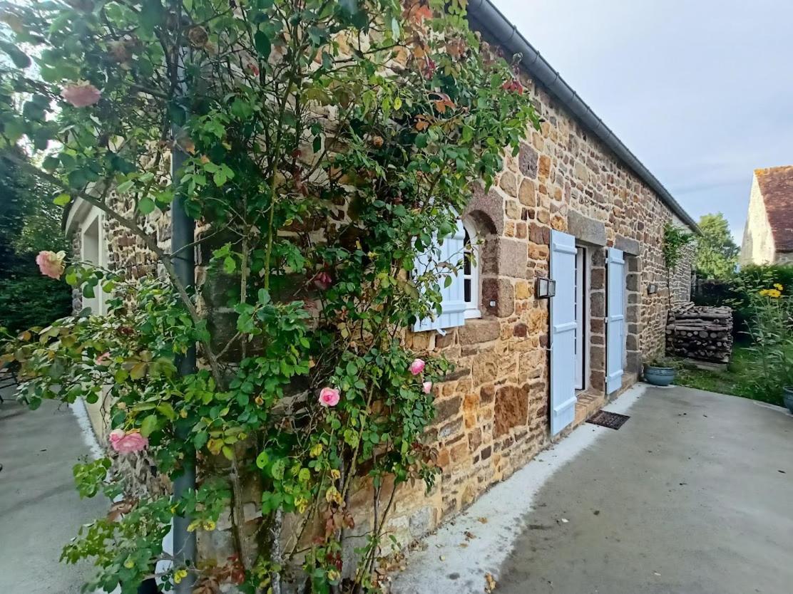 Bed and Breakfast Ma maison bleue à Saint-Brice-sous-Ranes Extérieur photo